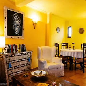 Holiday home Casa Amendoeira - Fabulous Restored Townhouse In Old Town With Panoramic Roof Terrace
